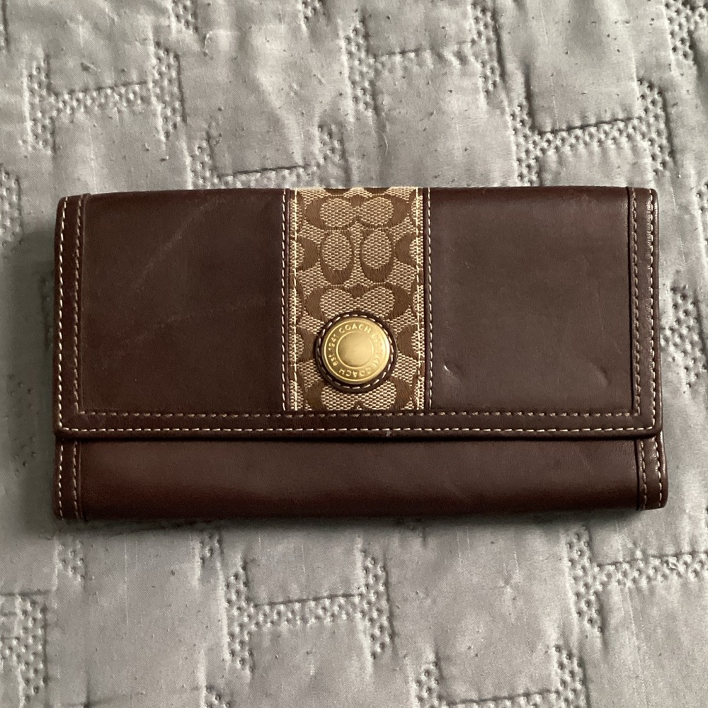 Coach Brown and Gold Leather Key & Card Holder